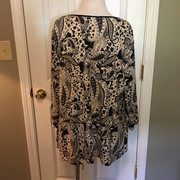 Cato artsy print top size 18/20W. Cowl neck, sequins, long sleeve, date night. - Picture 6 of 10